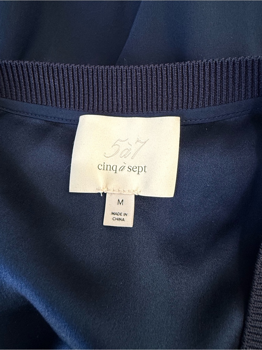 CINQ A SEPT EMALINA NAVY BLUE SILK CREWNECK TIERED SHORT SLEEVE DRESS - Picture 5 of 9